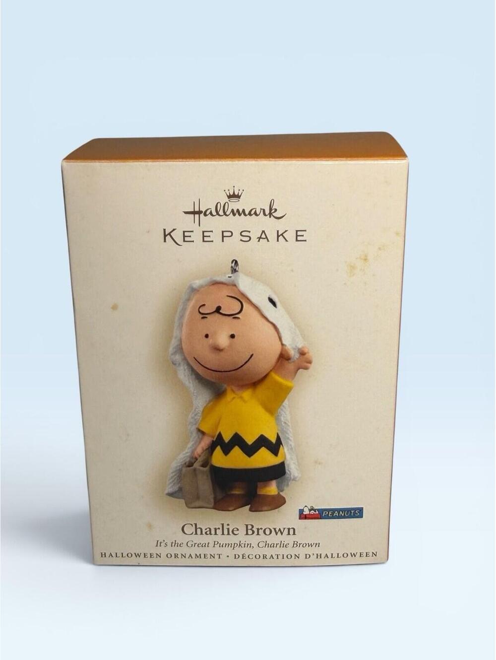 Hallmark Ornament Peanuts Gang It's The Great Pumpkin Charlie Brown 2006
